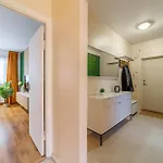 Mugav Roduga Kodu Linnas Koos Tasuta Wifi, Tv & Parkimisega Ootab Sind! * Rapla