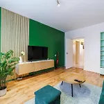 Mugav Roduga Kodu Linnas Koos Tasuta Wifi, Tv & Parkimisega Ootab Sind! Appartamento Rapla