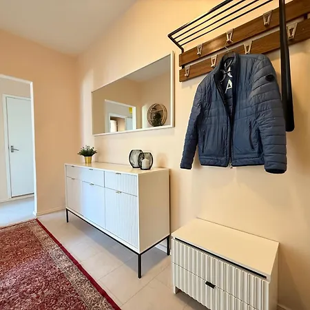 Mugav Roduga Kodu Linnas Koos Tasuta Wifi, Tv & Parkimisega Ootab Sind! Apartmán Rapla
