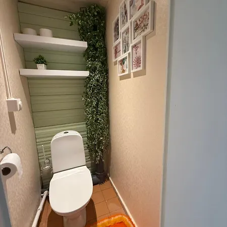 Mugav Roduga Kodu Linnas Koos Tasuta Wifi, Tv & Parkimisega Ootab Sind! *