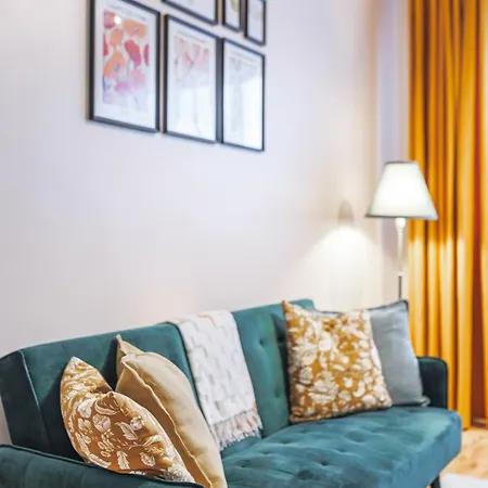 Mugav Roduga Kodu Linnas Koos Tasuta Wifi, Tv & Parkimisega Ootab Sind! Rapla