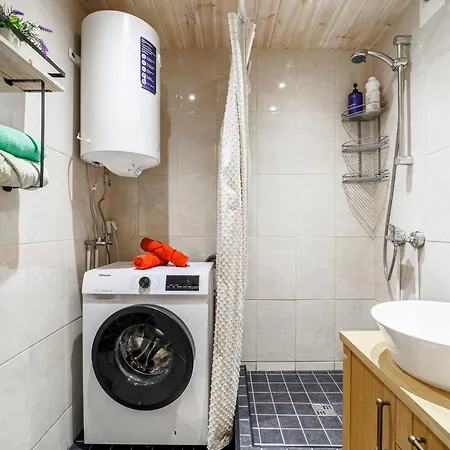 Mugav Roduga Kodu Linnas Koos Tasuta Wifi, Tv & Parkimisega Ootab Sind! Apartmán *