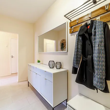 Mugav Roduga Kodu Linnas Koos Tasuta Wifi, Tv & Parkimisega Ootab Sind! Apartment Rapla