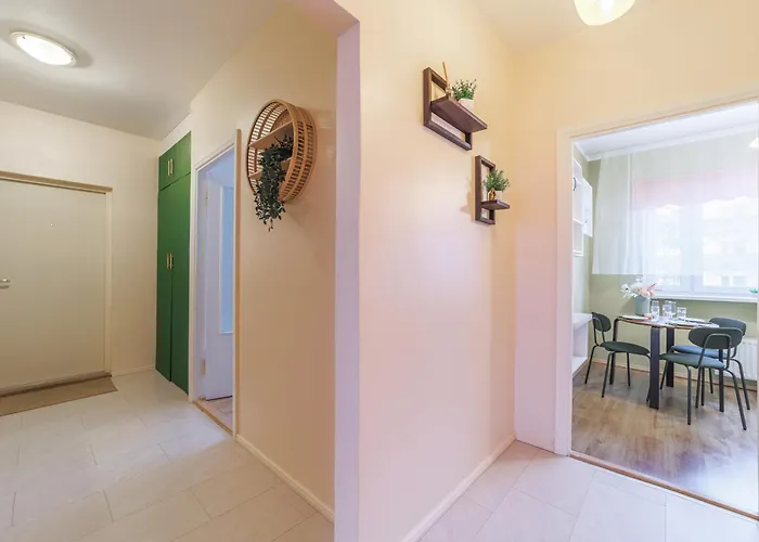 Apartament Mugav Roduga Kodu Linnas Koos Tasuta Wifi, Tv & Parkimisega Ootab Sind! *